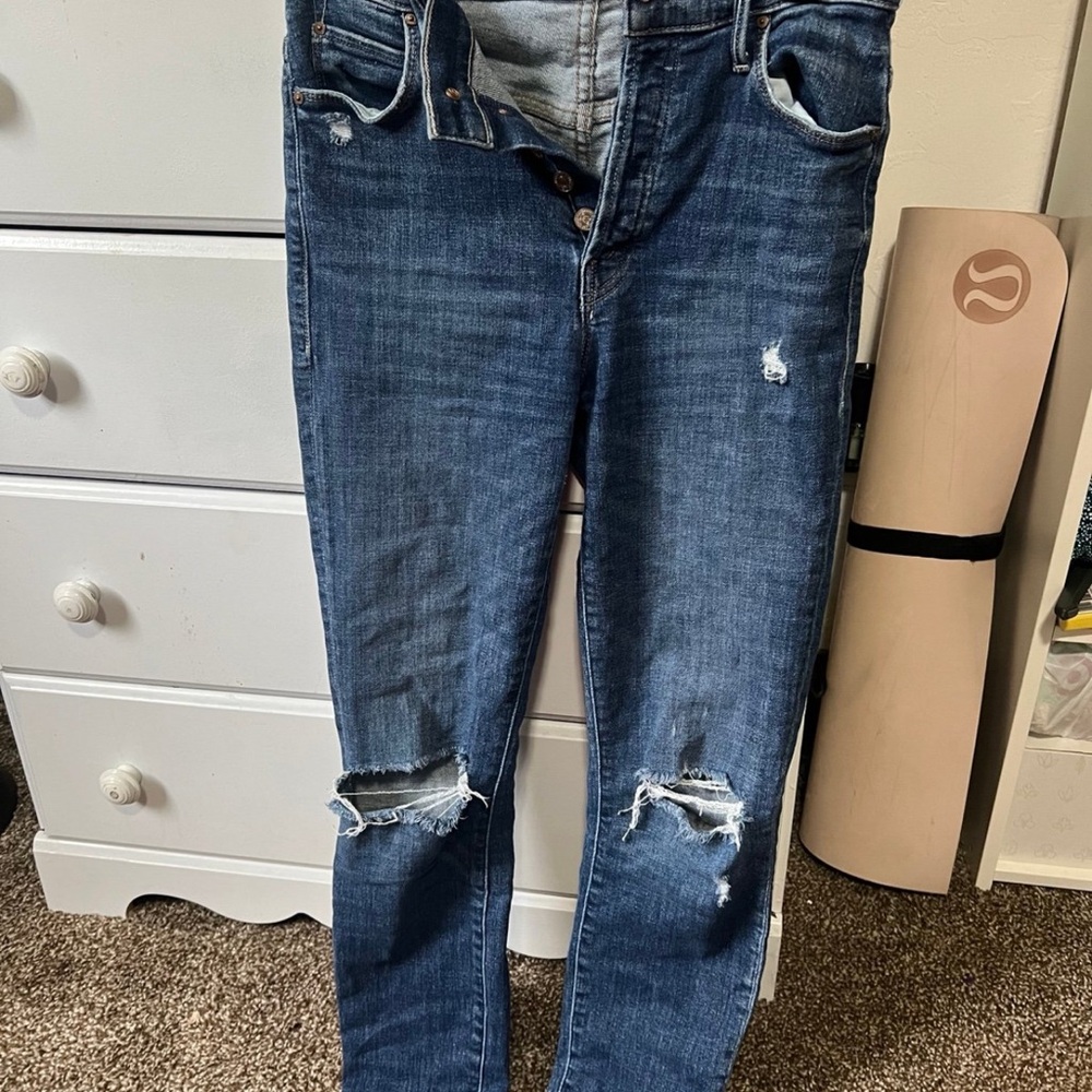 MOTHER Blue Skinny Jeans Distressed Design